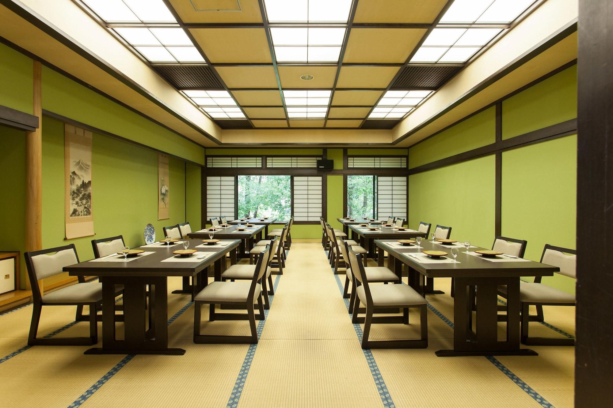 Okutamaji Hotel Ome Kültér fotó