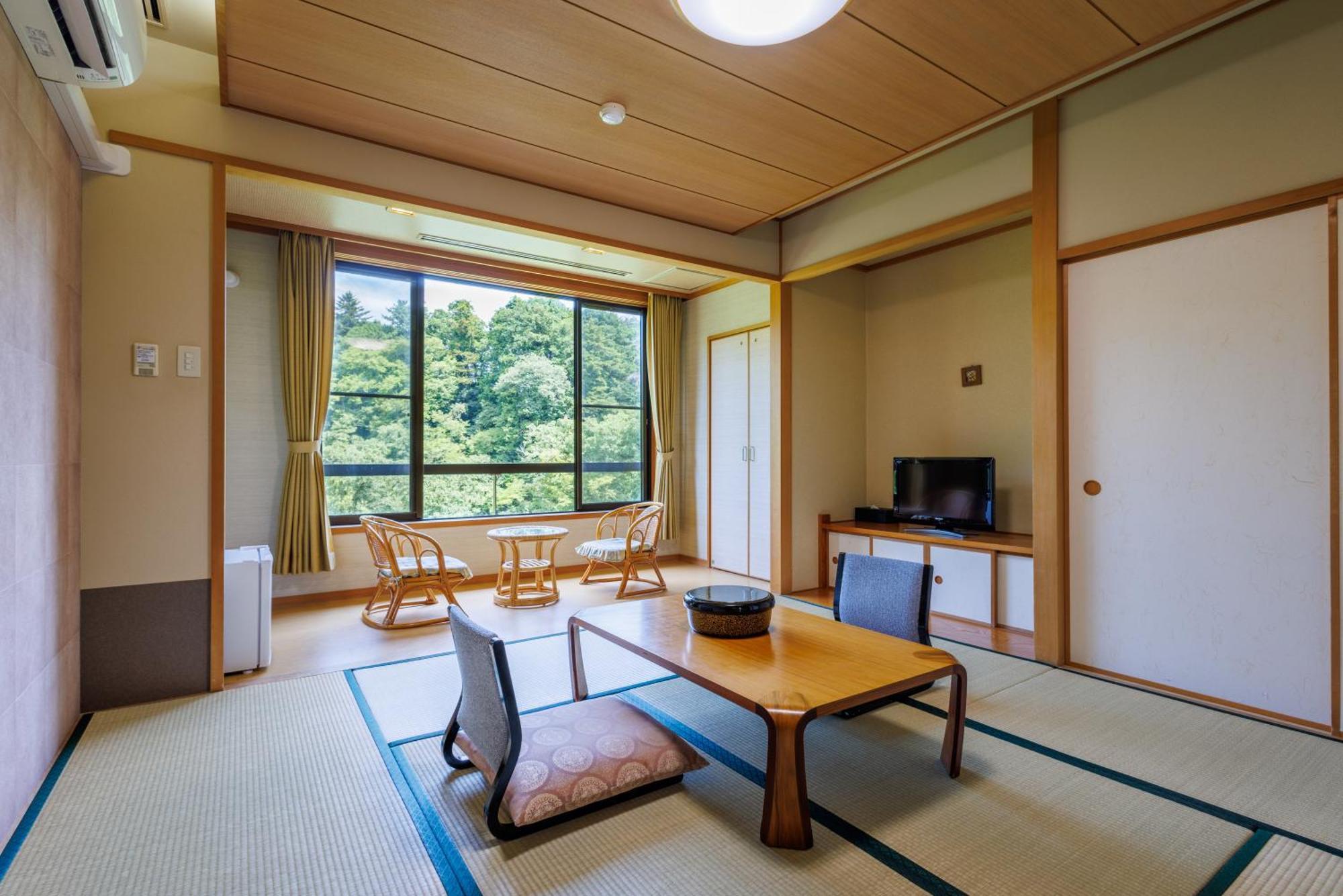 Okutamaji Hotel Ome Kültér fotó